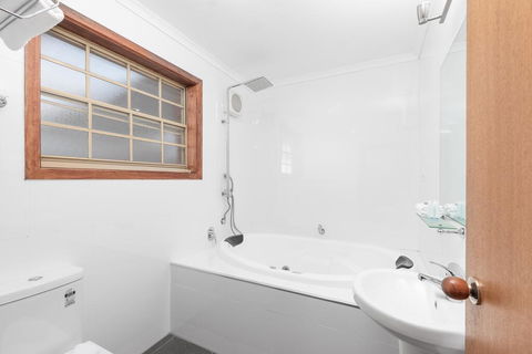 Yarra Valley Motel - E Caravan Parks 3