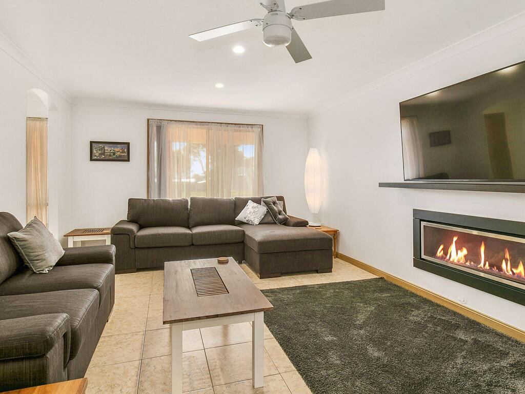 Cowes VIC E Caravan Parks