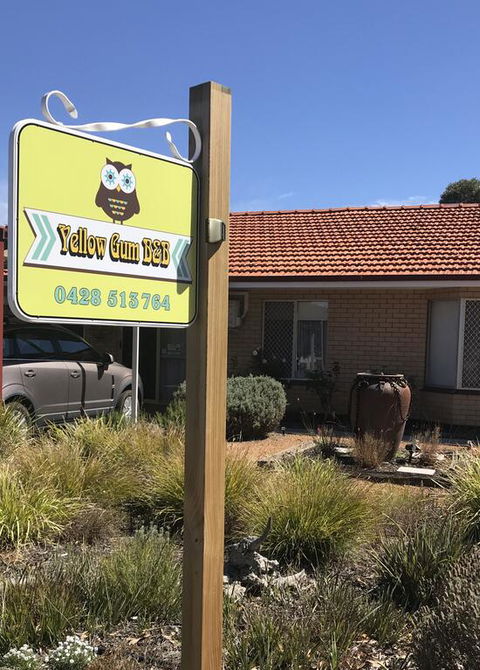 Yellow Gum Bed And Breakfast - E Caravan Parks 3