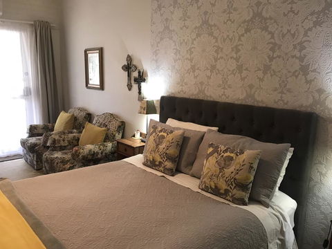 Yellow Gum Bed And Breakfast - E Caravan Parks 1
