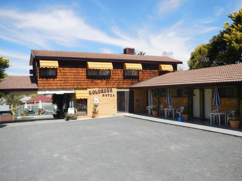 Young Goldrush Motel - E Caravan Parks 0