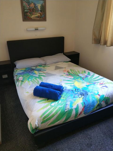 Zeehan Bush Camp - E Caravan Parks 1