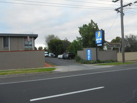Zero Inn Motel - E Caravan Parks 2