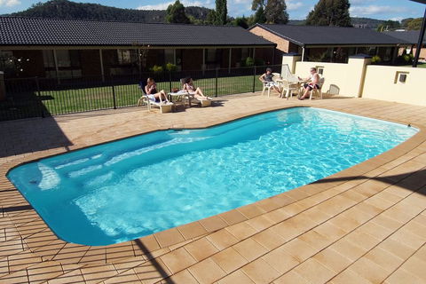 Zig Zag Motel - E Caravan Parks 2