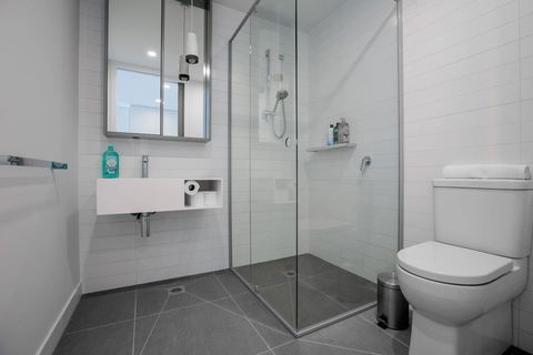 Modern City Comfy And Warm Apt@Parkville+Carpark - E Caravan Parks 1