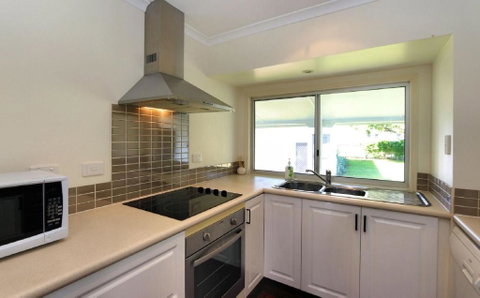 32 Welch Street Elliott Heads - E Caravan Parks 1