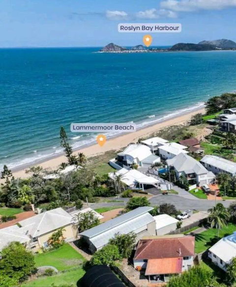 ARay At Cooee Bay - Apt B - Beach House Yeppoon - E Caravan Parks 0