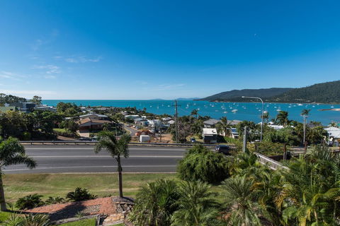 Hayman Views - E Caravan Parks 10