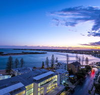 Centrepoint Apartments Caloundra - E Caravan Parks
