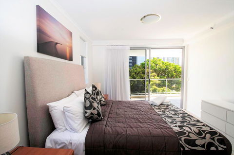 Trilogy Surfers Paradise - E Caravan Parks 30