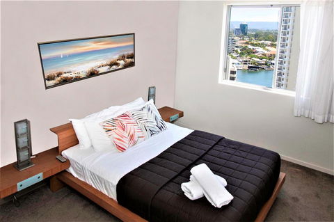 Trilogy Surfers Paradise - E Caravan Parks 1