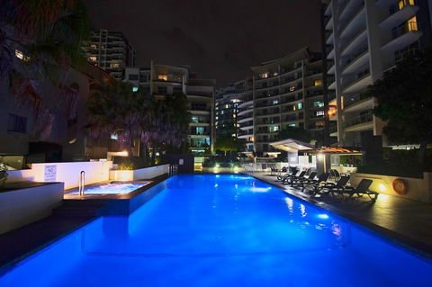 Trilogy Surfers Paradise - E Caravan Parks 14