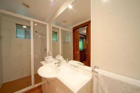 Whitsunday Moorings B&B - E Caravan Parks 11
