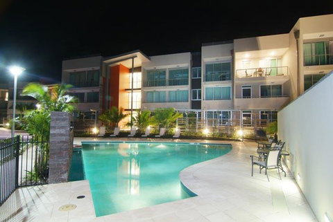 Private Seaview Apartment At Peninsula - Airlie Beach - E Caravan Parks 4