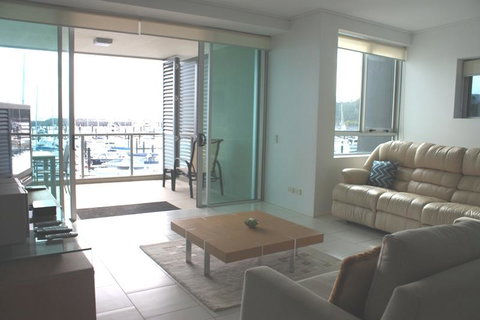 Private Seaview Apartment At Peninsula - Airlie Beach - E Caravan Parks 9