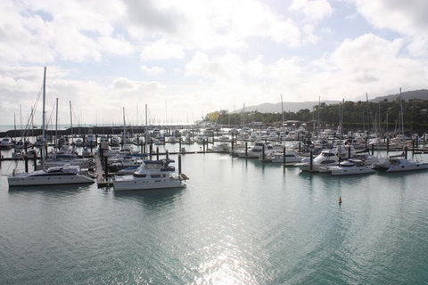 Private Seaview Apartment At Peninsula - Airlie Beach - E Caravan Parks 10