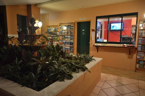 Martinique On Macrossan - E Caravan Parks 18