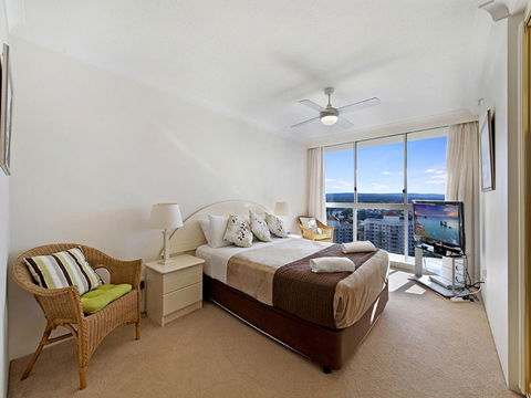 Surf 150 - E Caravan Parks 24