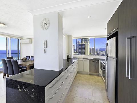 Surf 150 - E Caravan Parks 33