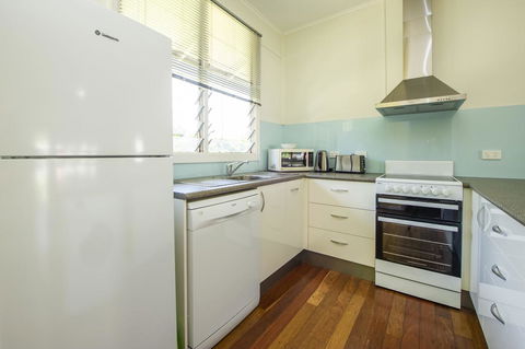 Kooyong Apartment 3 - E Caravan Parks 2