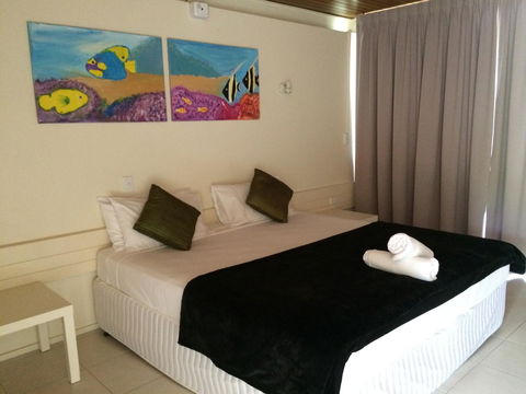 Arcadia Village Motel - E Caravan Parks 37