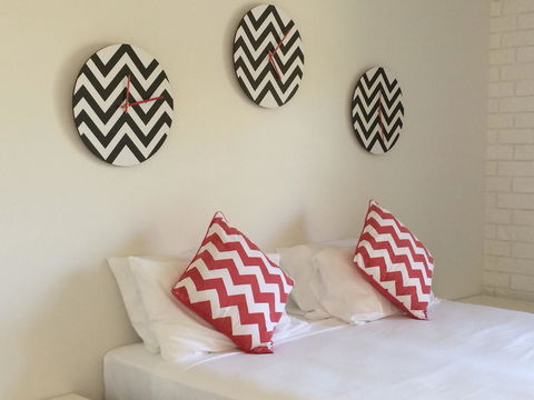 Arcadia Village Motel - E Caravan Parks 29