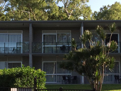 Arcadia Village Motel - E Caravan Parks 35