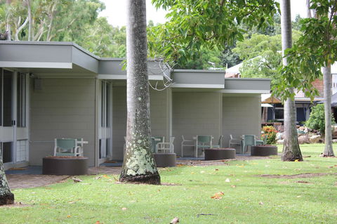 Arcadia Village Motel - E Caravan Parks 8