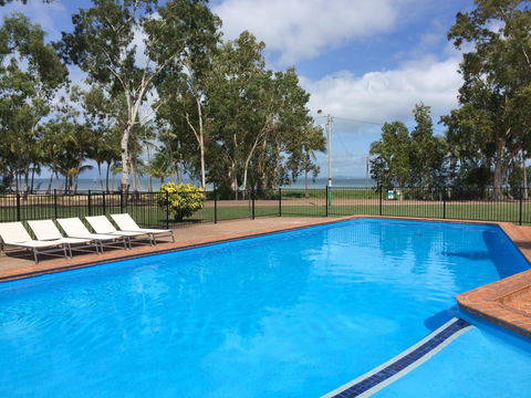 Arcadia Village Motel - E Caravan Parks 0