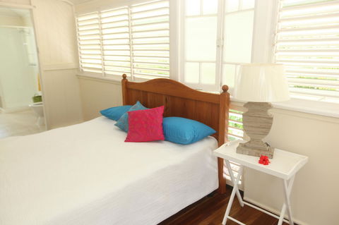 Daggoombah Holiday Home Magnetic Island - E Caravan Parks 11