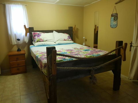 Arcadia Beach Guest House And Car Hire - E Caravan Parks 34