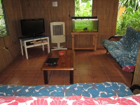Arcadia Beach Guest House And Car Hire - E Caravan Parks 3