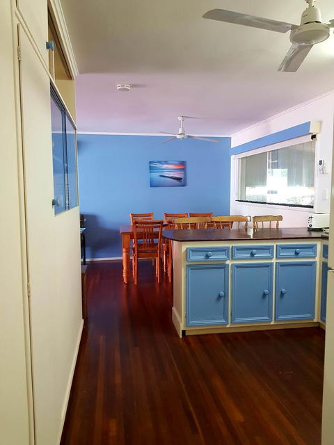 Arcadia Beach Guest House And Car Hire - E Caravan Parks 25