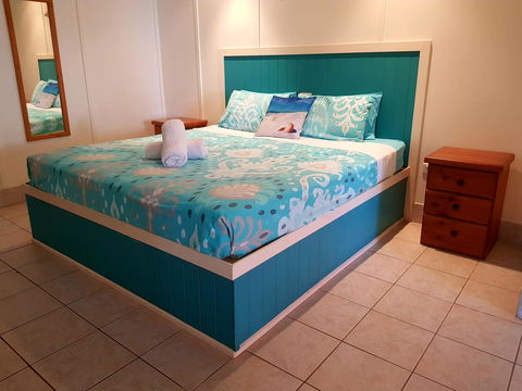 Arcadia Beach Guest House And Car Hire - E Caravan Parks 8