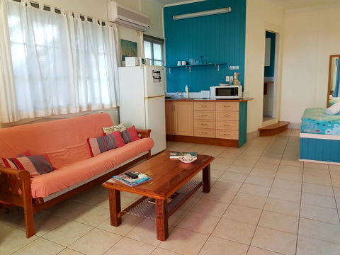 Arcadia Beach Guest House And Car Hire - E Caravan Parks 31