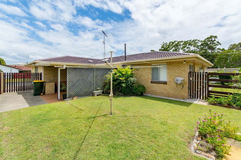 Lowset Sweetie, Central To Everything - Partridge St, Bongaree - E Caravan Parks 12