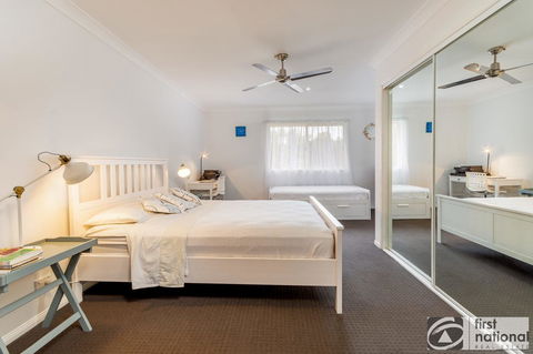 Immaculate Spacious Second Floor Unit Overlooking Pristine Parklands - E Caravan Parks 12