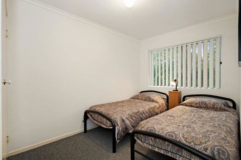 LISTEN TO THE SURF From Rickman Pde, Woorim - E Caravan Parks 11