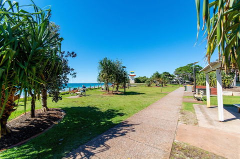 LISTEN TO THE SURF From Rickman Pde, Woorim - E Caravan Parks 7