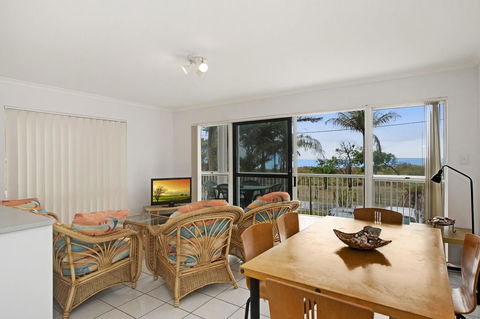 LISTEN TO THE SURF From Rickman Pde, Woorim - E Caravan Parks 13