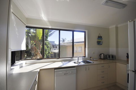 Crystal Waters On The Beach - E Caravan Parks 14