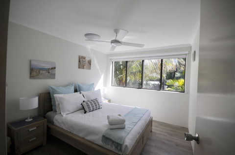 Crystal Waters On The Beach - E Caravan Parks 4