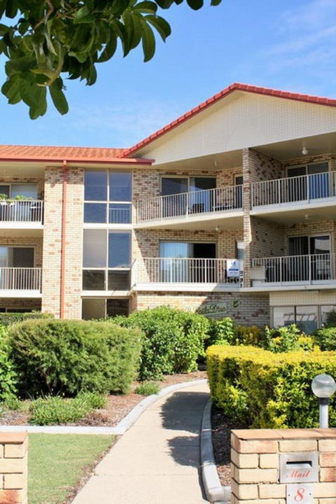 Spacious Unit With Views Of Pumicestone - Wattle Ave, Bongaree - E Caravan Parks 0