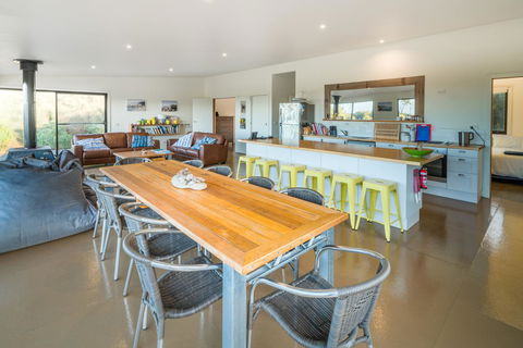 Sawyers Bay Shacks - E Caravan Parks 2