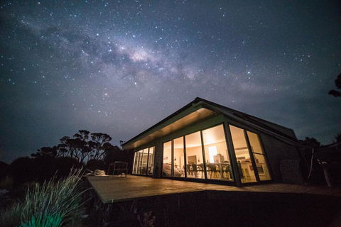 Sawyers Bay Shacks - E Caravan Parks 0