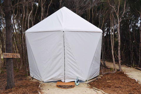 Flinders Island Glamping - E Caravan Parks 8