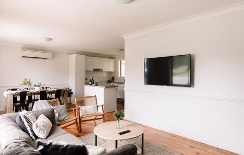 'Comfy & Cosy' - Close To Hospital, Cadia And Early Riser CafÃ© - E Caravan Parks 1