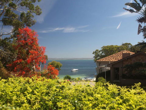 'Dutchies Vista' 1/45 Christmas Bush Ave - Ground Floor Duplex With Stunning Water Views - E Caravan Parks 0
