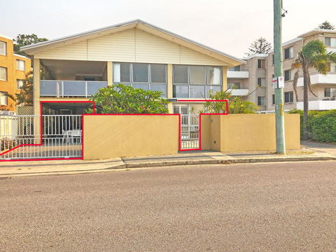 'Mooring One Downstairs', 23 Shoal Bay Rd - Fantastic Ground Floor Duplex With Views, WIFI And Air Conditioning - E Caravan Parks 0