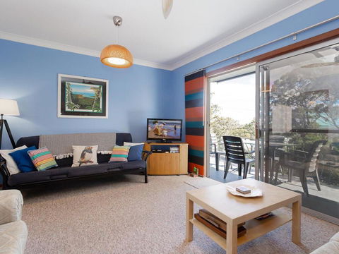 'Rutland', 1/13 Cromarty Road - Pet Friendly, Boat Parking, Water Views, Air Con - E Caravan Parks 3